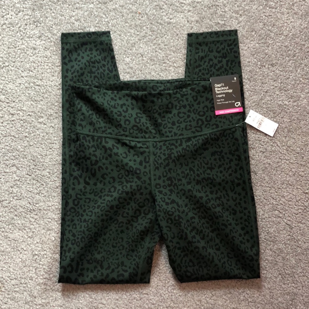 NWT GapFit Blackout Technology High Rise High Compression Leggings